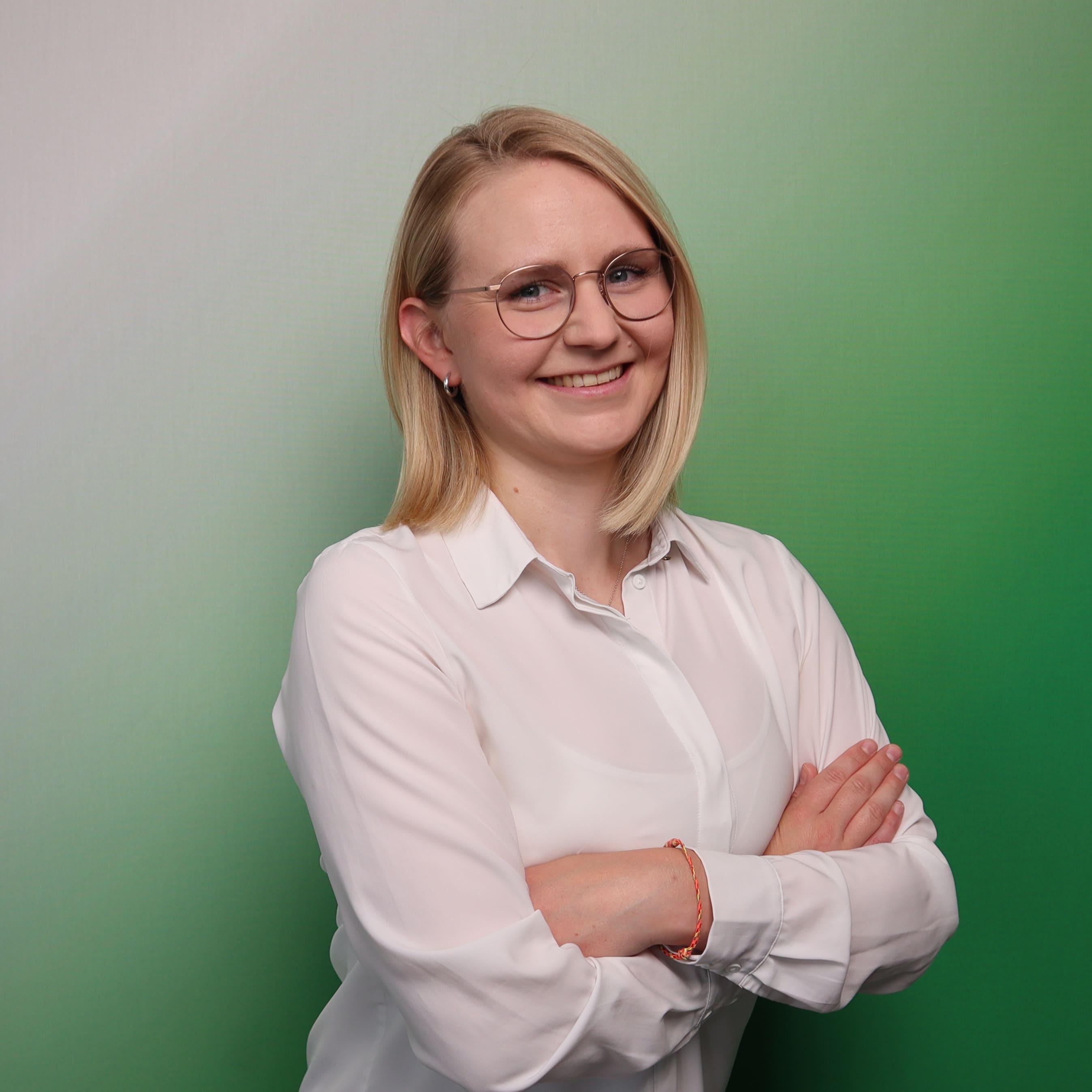 Ein Foto der VisionGesund Mitarbeiterin Dshamilja Schmeing